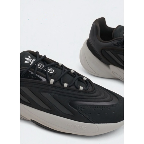 ADIDAS Ozelia black and grey sole - Picture 4 of 6